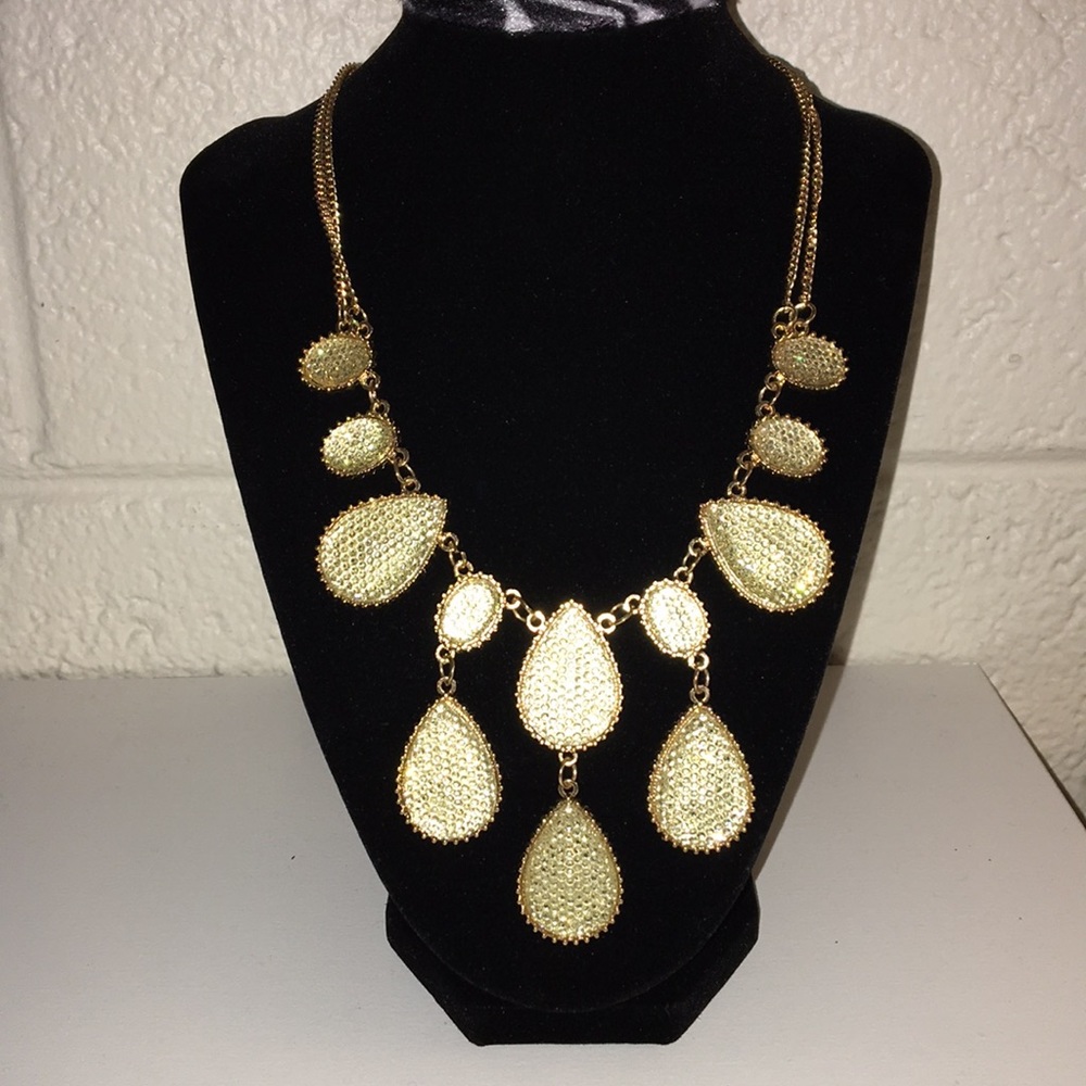 Statement Jewel Necklace